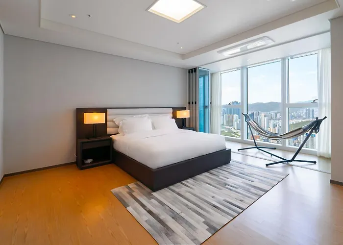 New Cz Lct Hotel Busan