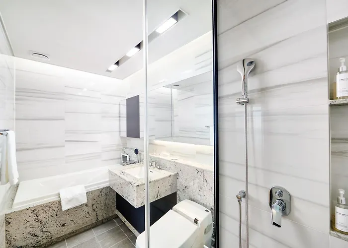 New Cz Lct Hotel Busan